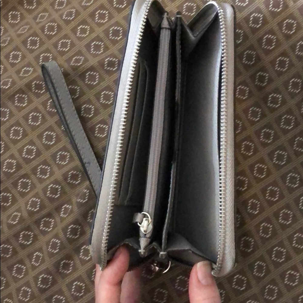 Wallet - Picture 3 of 4